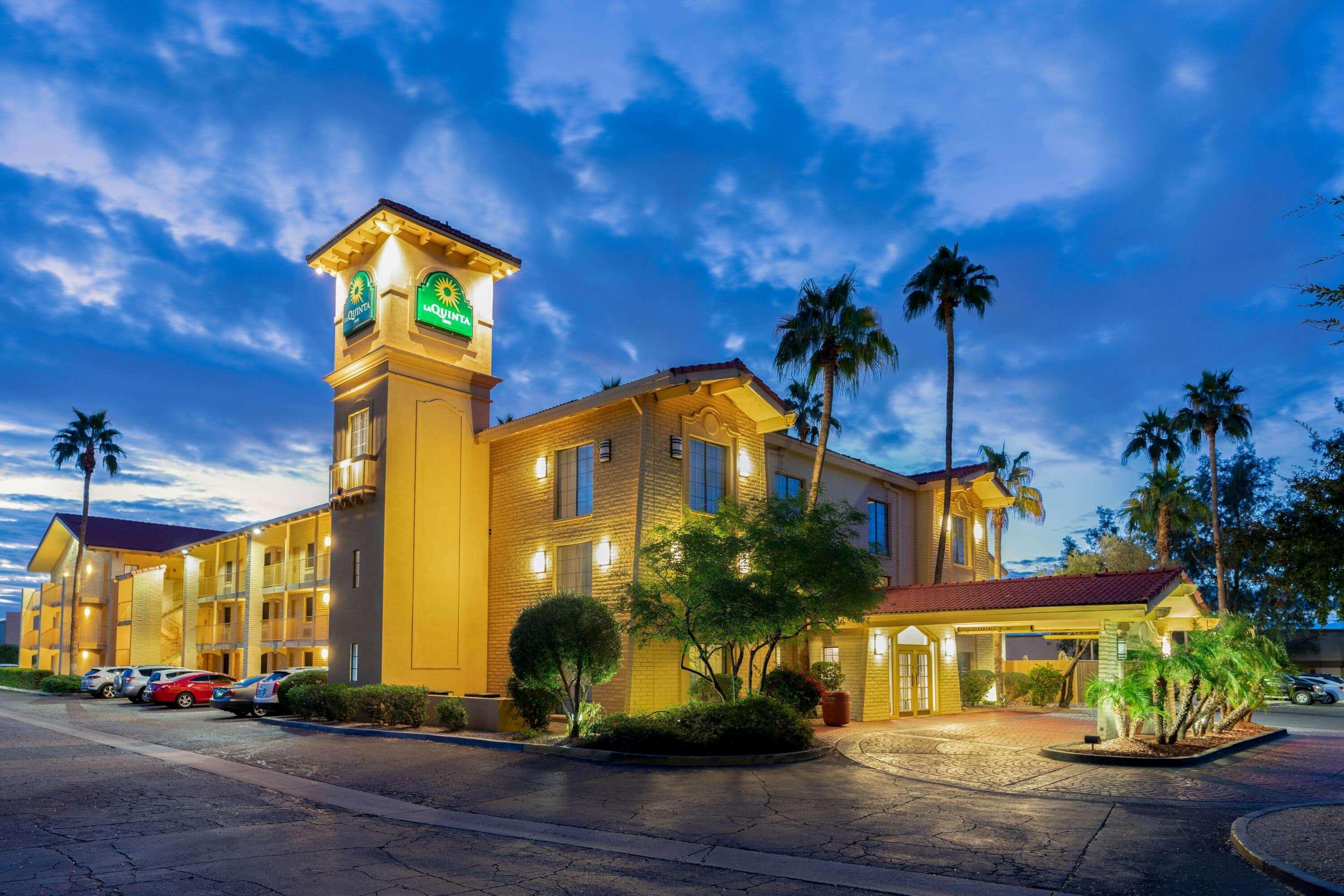 La Quinta Inn By Wyndham Phoenix Sky Harbor Airport Темпе Экстерьер фото