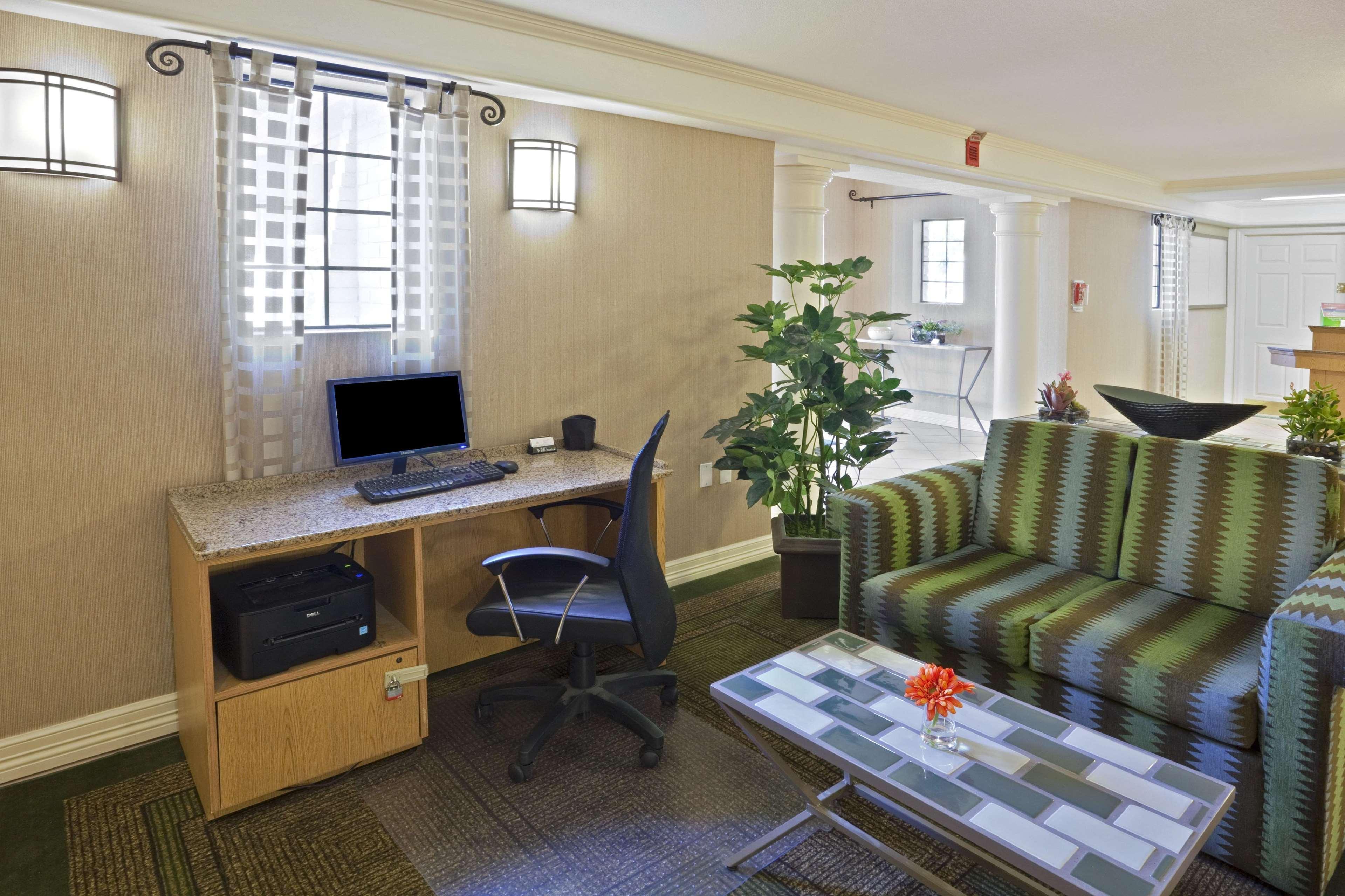 La Quinta Inn By Wyndham Phoenix Sky Harbor Airport Темпе Экстерьер фото