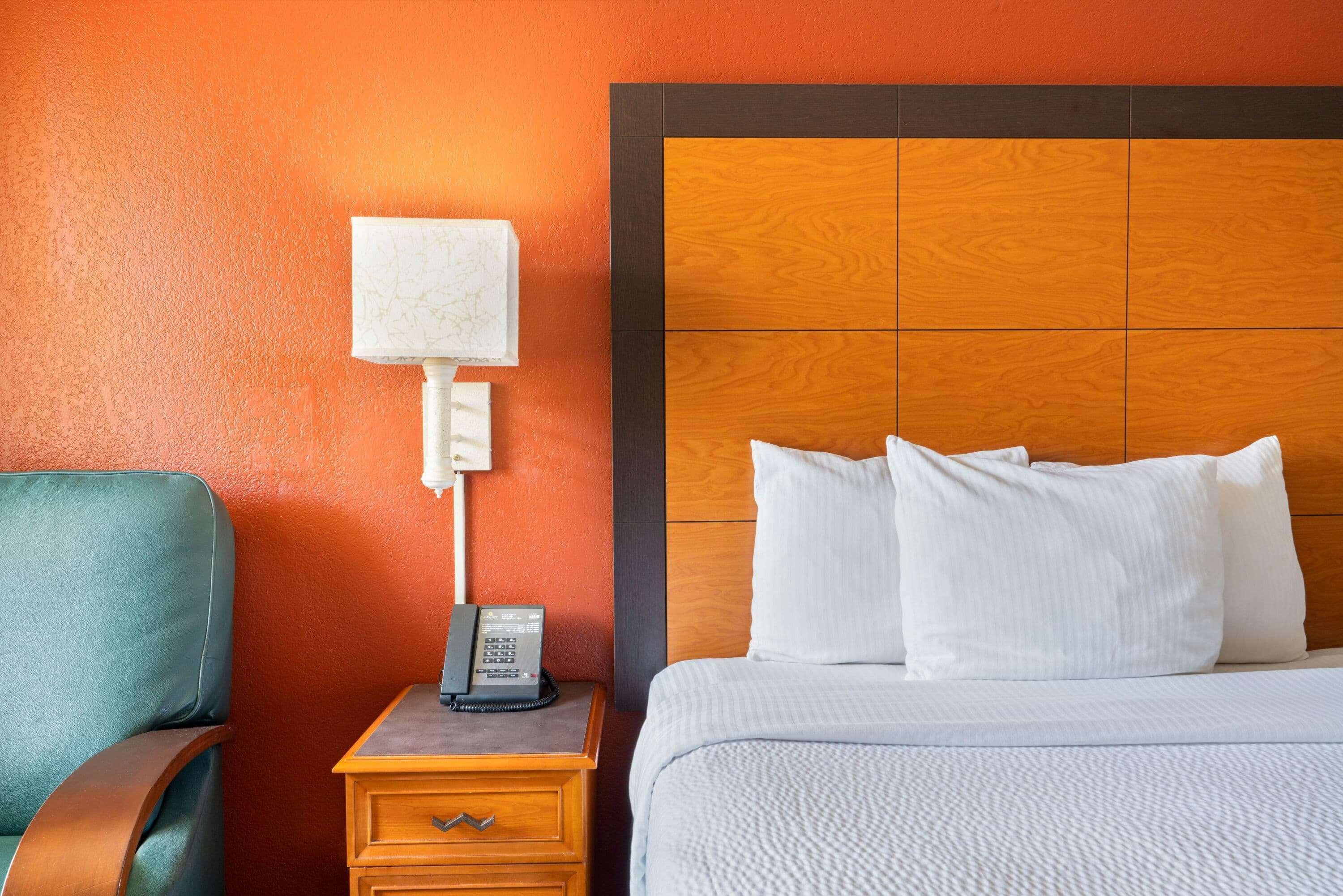La Quinta Inn By Wyndham Phoenix Sky Harbor Airport Темпе Экстерьер фото