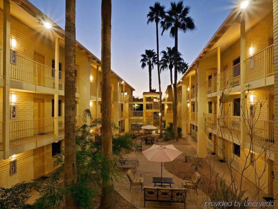 La Quinta Inn By Wyndham Phoenix Sky Harbor Airport Темпе Экстерьер фото