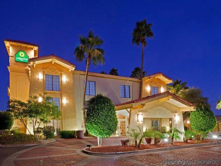 La Quinta Inn By Wyndham Phoenix Sky Harbor Airport Темпе Экстерьер фото